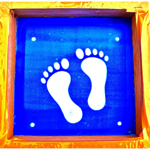 C5 – Pair of Footprints Rangoli Stencil | Utkarsha Rangoli