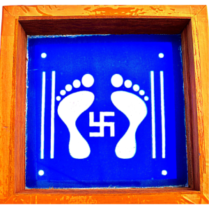 C7 – Swastik with Footprints Rangoli Stencil | Utkarsha Rangoli