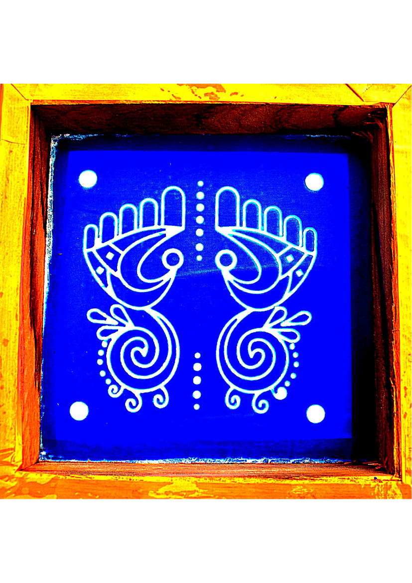 C16 – Twin Peacock Motif Rangoli Stencil | Utkarsha Rangoli
